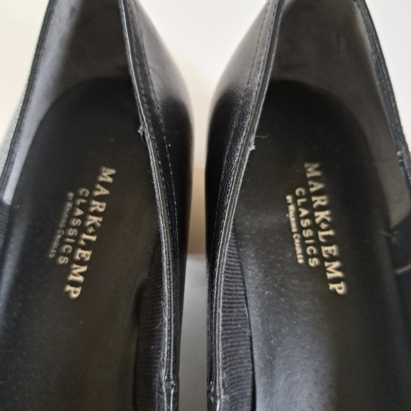 Women's Flats/Loafers In Nice Condition - Picture 2 of 7